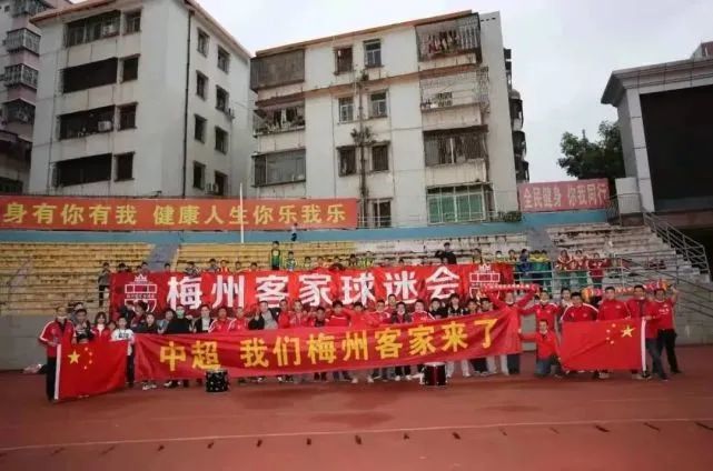 当米兰还不是最强球队的时候，他就率队赢得了意甲冠军。